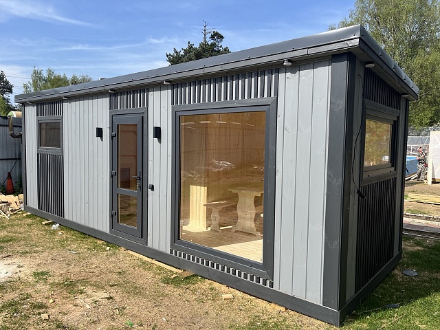 Каркасная баня Лофт-5 с автономным душем